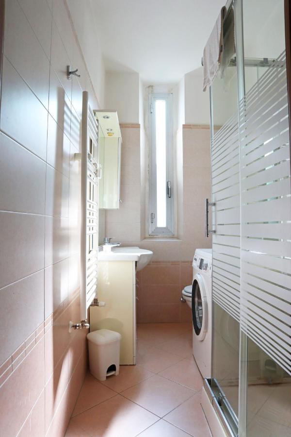 Isola Comfort Apartment Milaan Buitenkant foto