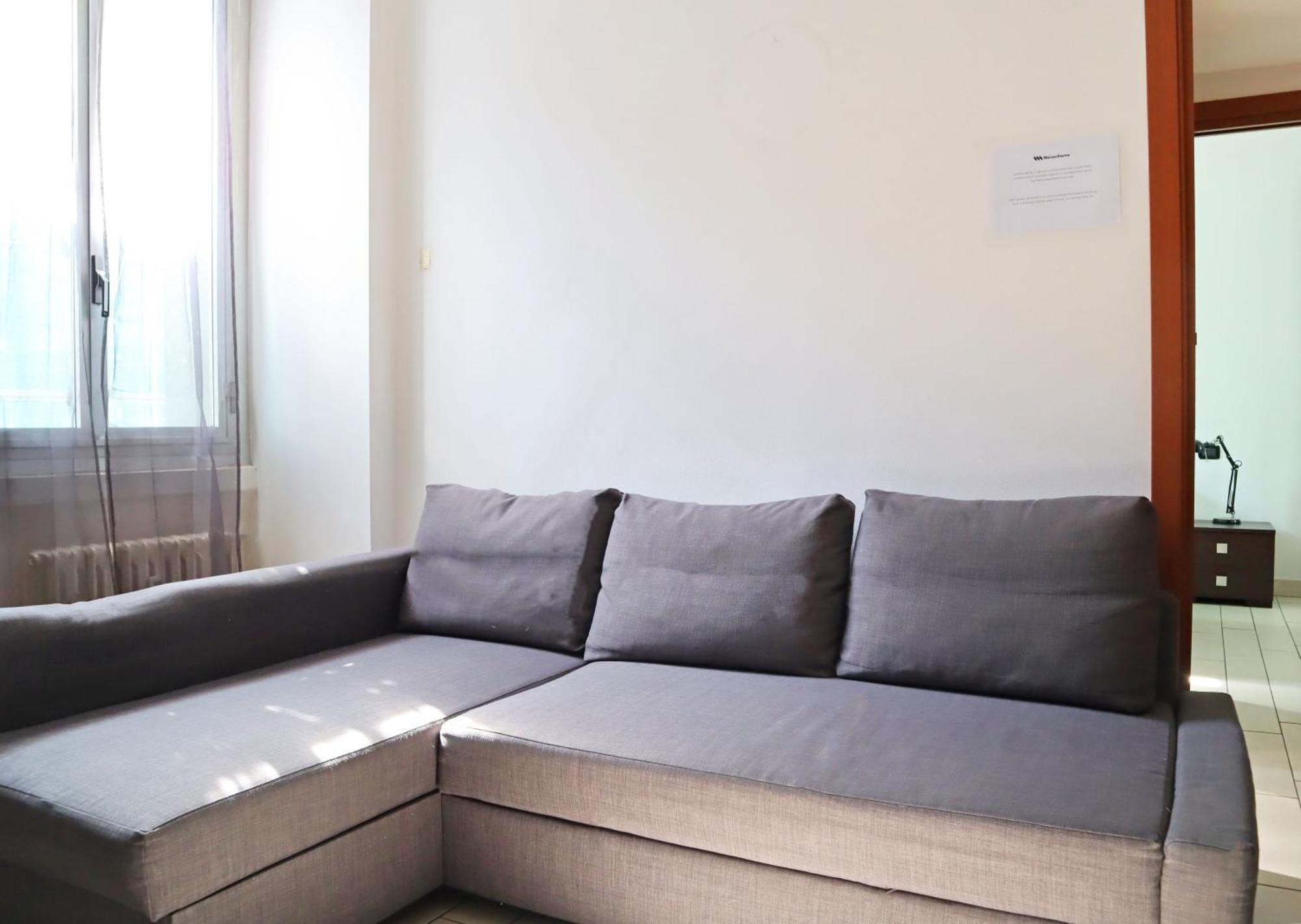 Isola Comfort Apartment Milaan Buitenkant foto